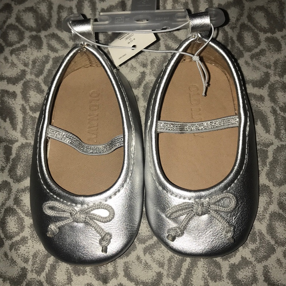 Old navy baby shoes